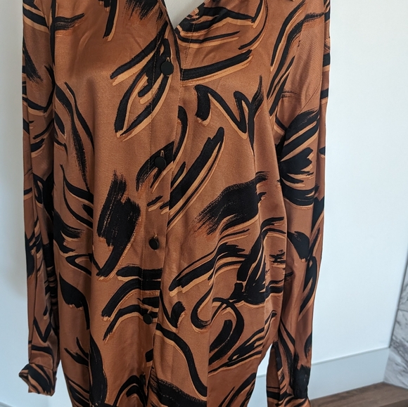 Women's dress - Picture 7 of 9